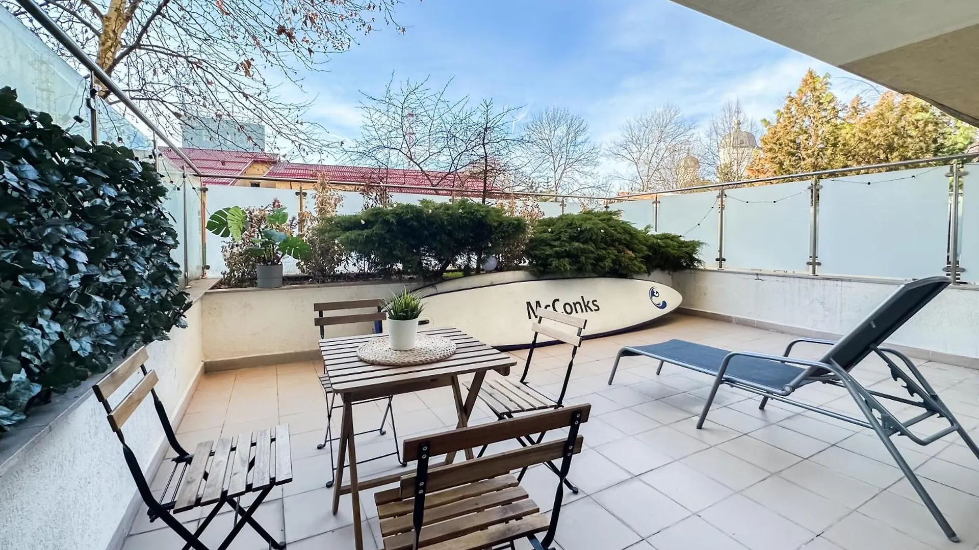 Garden Apartment - Herastrau Park 3Min Walk Bucharest
